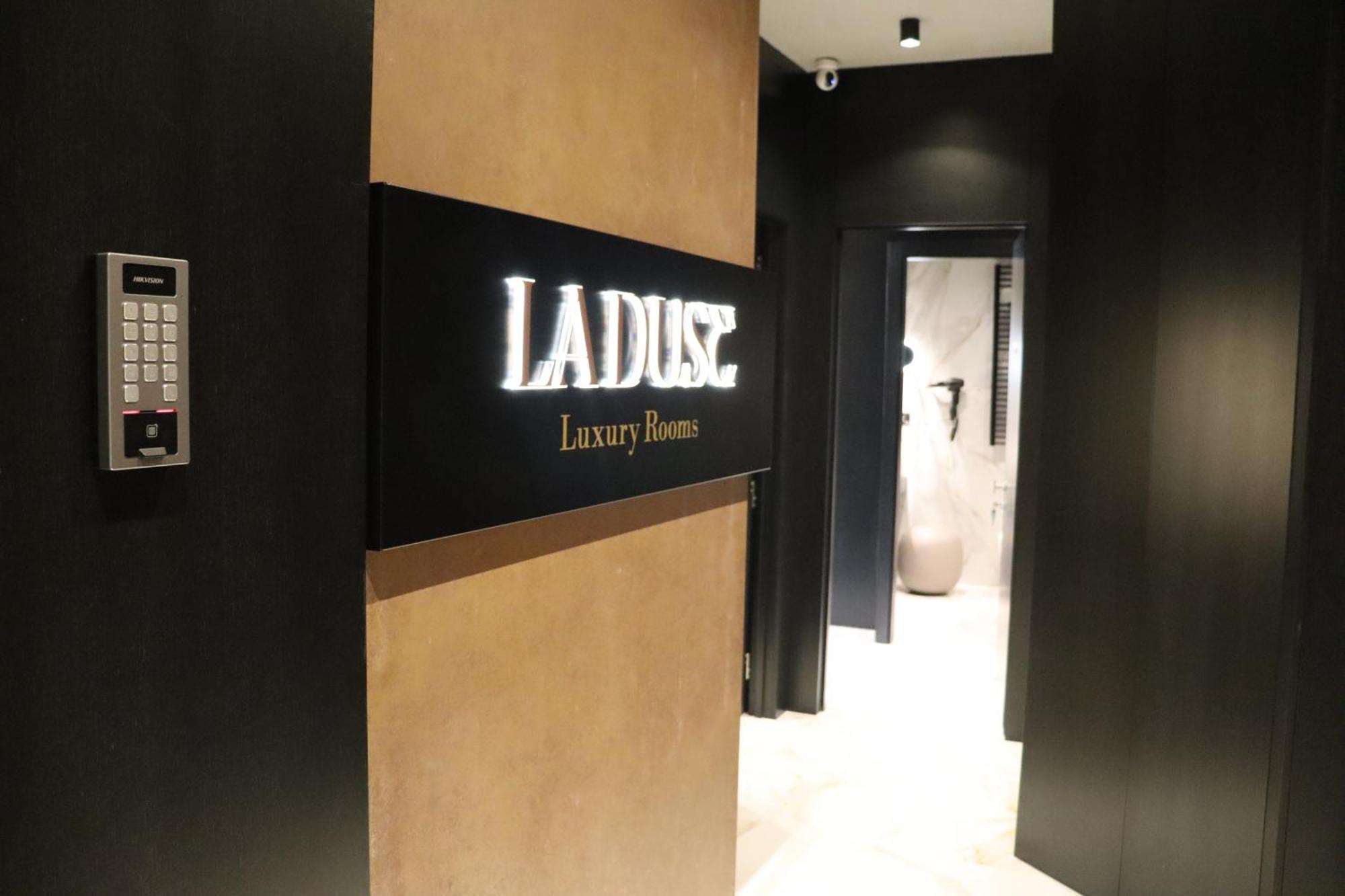 La Duse Luxury Rooms Pescara Exteriér fotografie